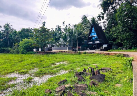 Maison De Riz - A Field of Dreams