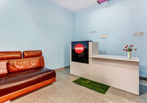 Super Hotel O K D Guest House