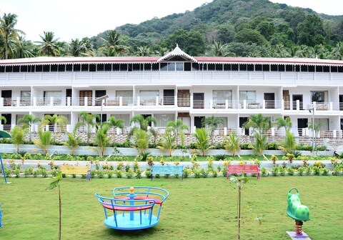 Orchard valley resort