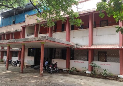 Hotel Mayura Bahumani