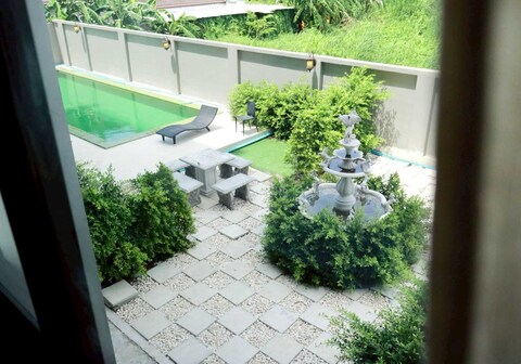 RQ Bangkok Sukhumvit 107 by Collection O