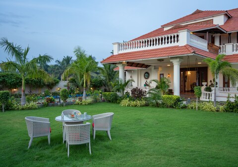 The Palmyrah by LuxUnlock Private Villas