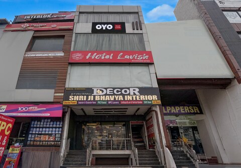 Flagship OYO hotel Formerly Lavish