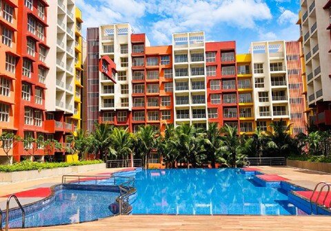 BRIKitt Tropical Bliss 1BHK Suite