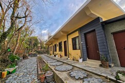 Dauladhar inn, Dharamshala Dauladhar inn, Dharamshala