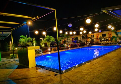 Bollywood Villa