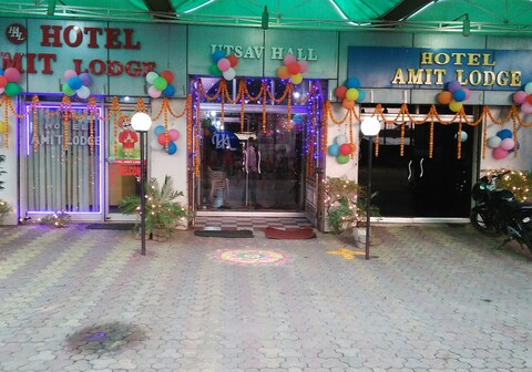 HOTEL AMIT LODGE