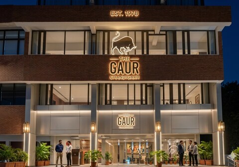 HOTEL THE GAUR