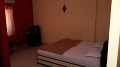 Ratna Sagar , Goa Ratna Sagar , Goa