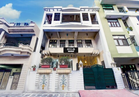 Super Hotel O Sikar Road Jaipur Formerly Garg Niwas