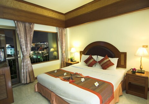 PS Hotel Phuket Patong - SHA Plus