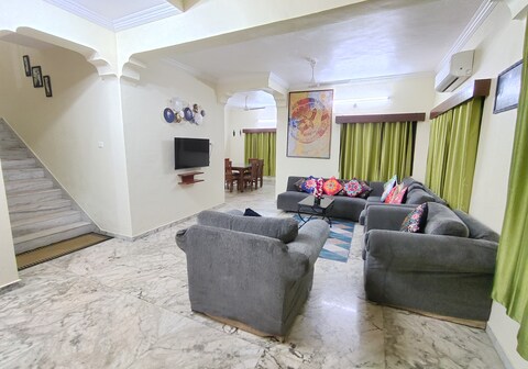 Arcadia Villa Luxurious 3 Bedroom Beach Villa with Pool Just 100mtr From Candolim