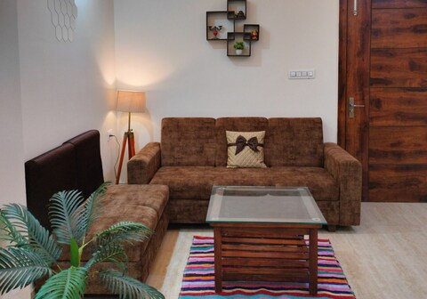 Blue Heart Home | 1 BHK-Spacious Flat in Tapovan