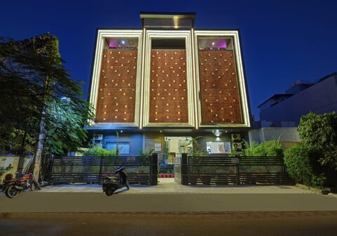 Square 9 Inn - A Boutique Hotel