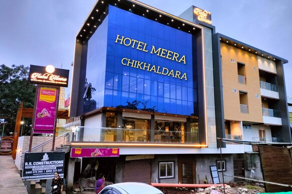 HOTEL MEERA Chikaldhara Main Road