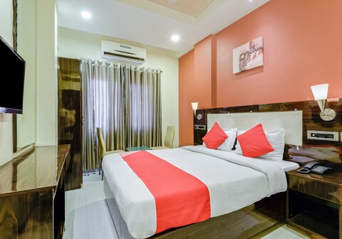 Hotel O Starlight INN