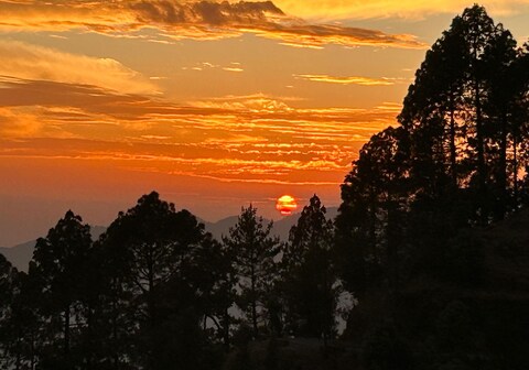 HimWanderer Camps and Cottages Pangot