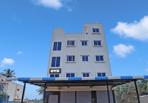 Hotel O M & M Hospitality