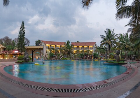 Silent Shores Resort & Spa