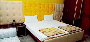 satyam dham, Mathura satyam dham, Mathura