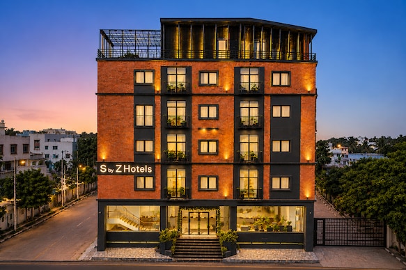S by Z Hotels, HSR