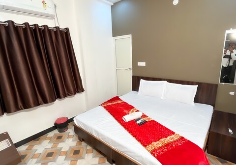 Hotel Rudraksh