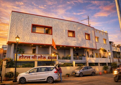 Hotel Shree Lok
