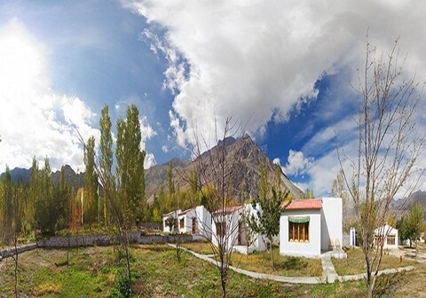 Himalayan Eco Resort