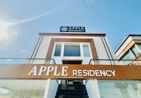 APPLE RESIDENCY