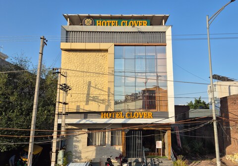 Hotel Clover