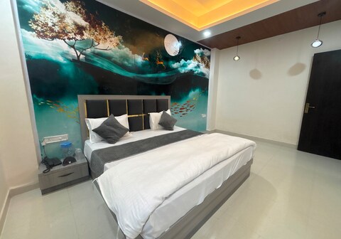 Hotel O Sindhu Palace