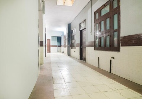 SPOT ON 67868 Hotel Gourav Regency