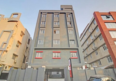 Townhouse Whiteridge Gachibowli Near AIG Hospital