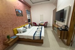 Radiant Blu Hotel, Noida Radiant Blu Hotel, Noida