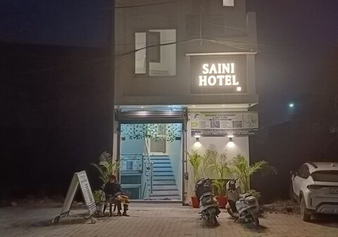 SAINI HOTEL