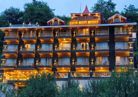Snow White Resort - Central Heating - Breathtaking Moutain & River Views