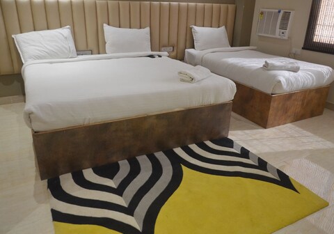 HOTEL SUKHDHAM