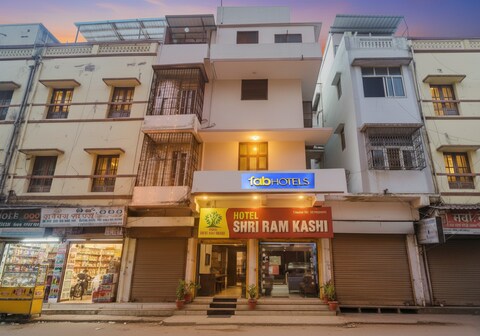 FabHotel Shri Ram Kashi