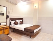 Hotel Sai Sharan Lodging, Mumbai Hotel Sai Sharan Lodging, Mumbai