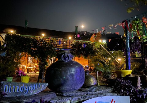 Dindyali Homestay and Cafe