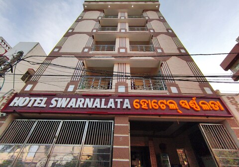 HOTEL SWARNALATA