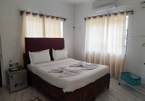 Flora Villa by Nestiva