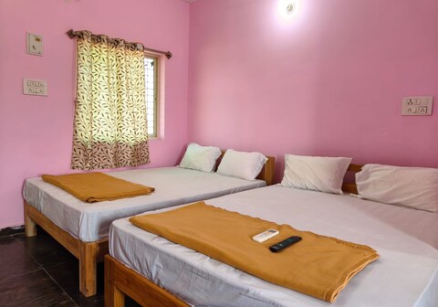 Guru Padha Homestay