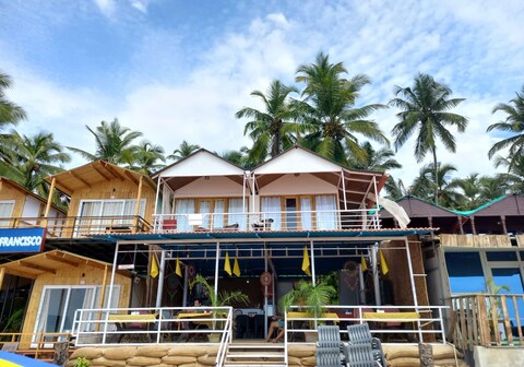 Royal Castle Beach Resort Palolem