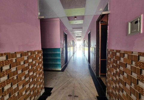 Hotel O Devi Kripa