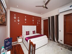 OYO 8430 Absin Hospitality, Delhi OYO 8430 Absin Hospitality, Delhi