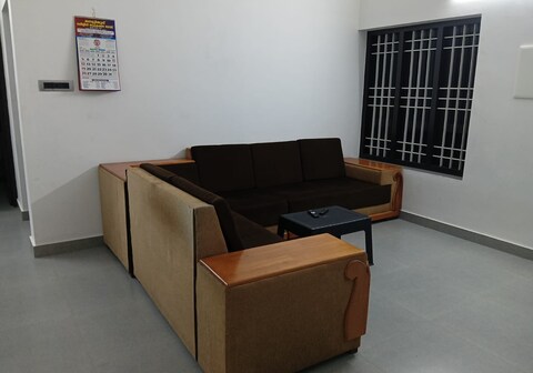 LICENCE TO CHILL HOMESTAYS