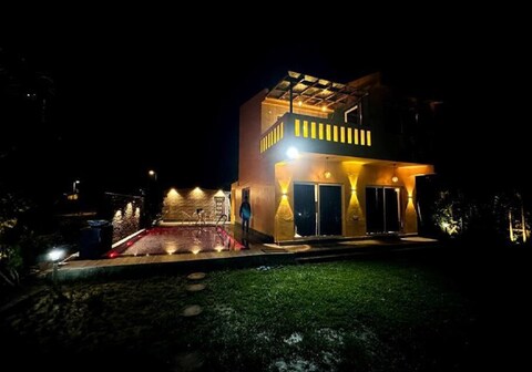 The Orchard House A 3BHK Villa with Pool in Raichak