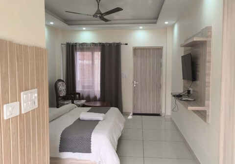 Hotel Govind Residency