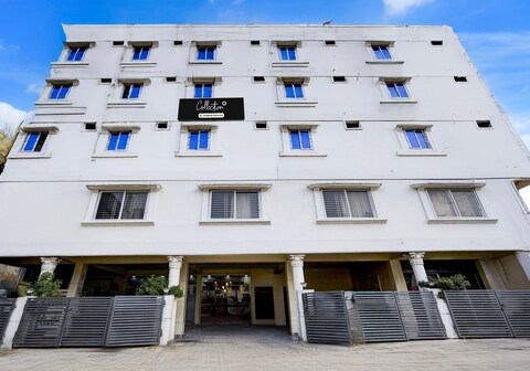 Super Collection O Tirumala Road Near Alipiri